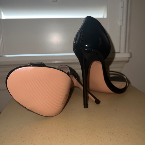 Black Open Toe Side Cut Stiletto High Heel Sandals - Picture 3 of 4